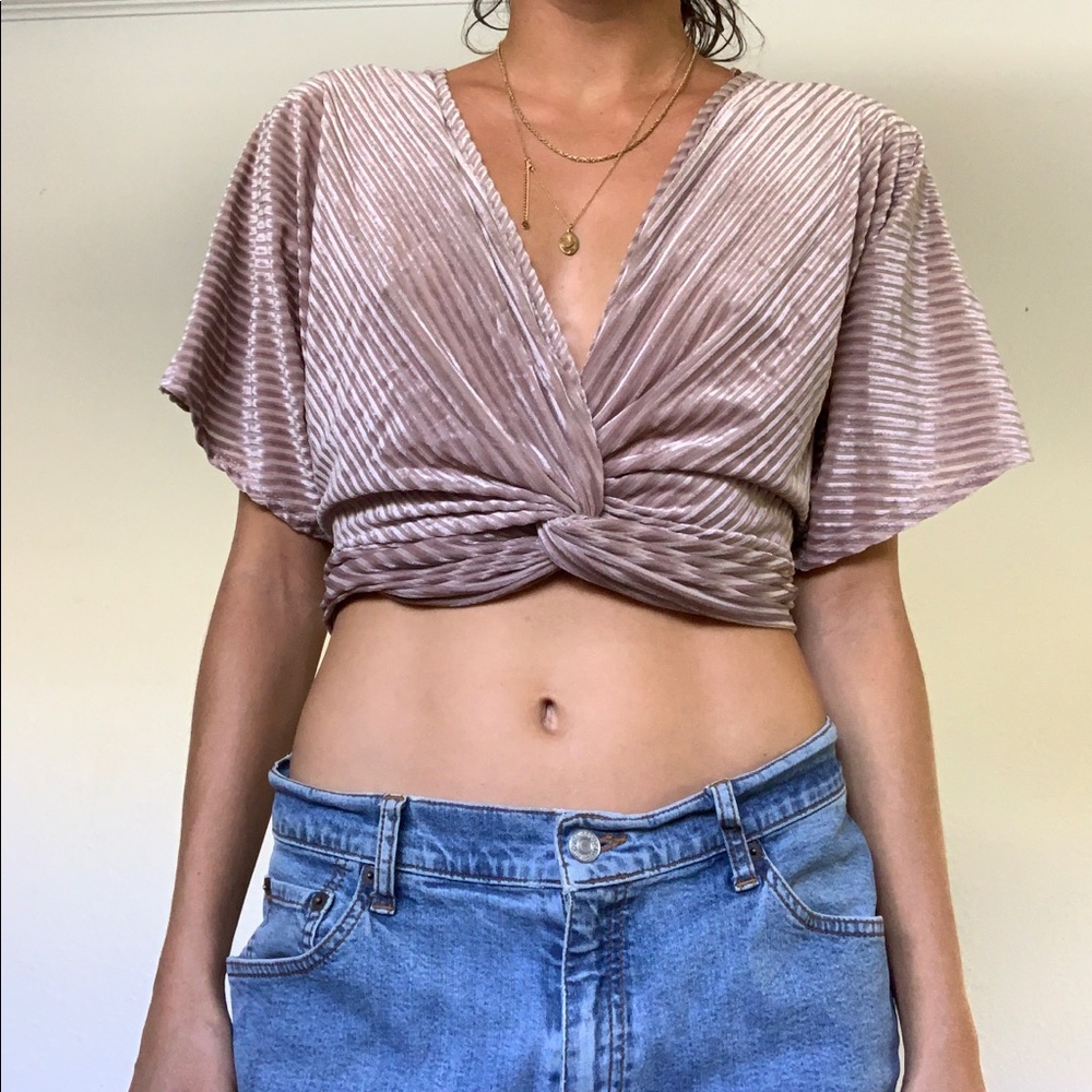 Tie crop top
